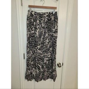 Black and cream Leaf Print Women's Skirt